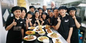 der-touristik-foundation-koto-her-turn